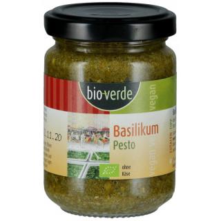 Basilikum-Pesto
