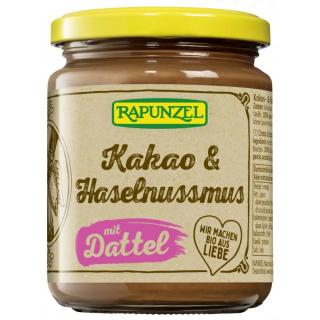 Kakao & Haselnussmus mit Dattel